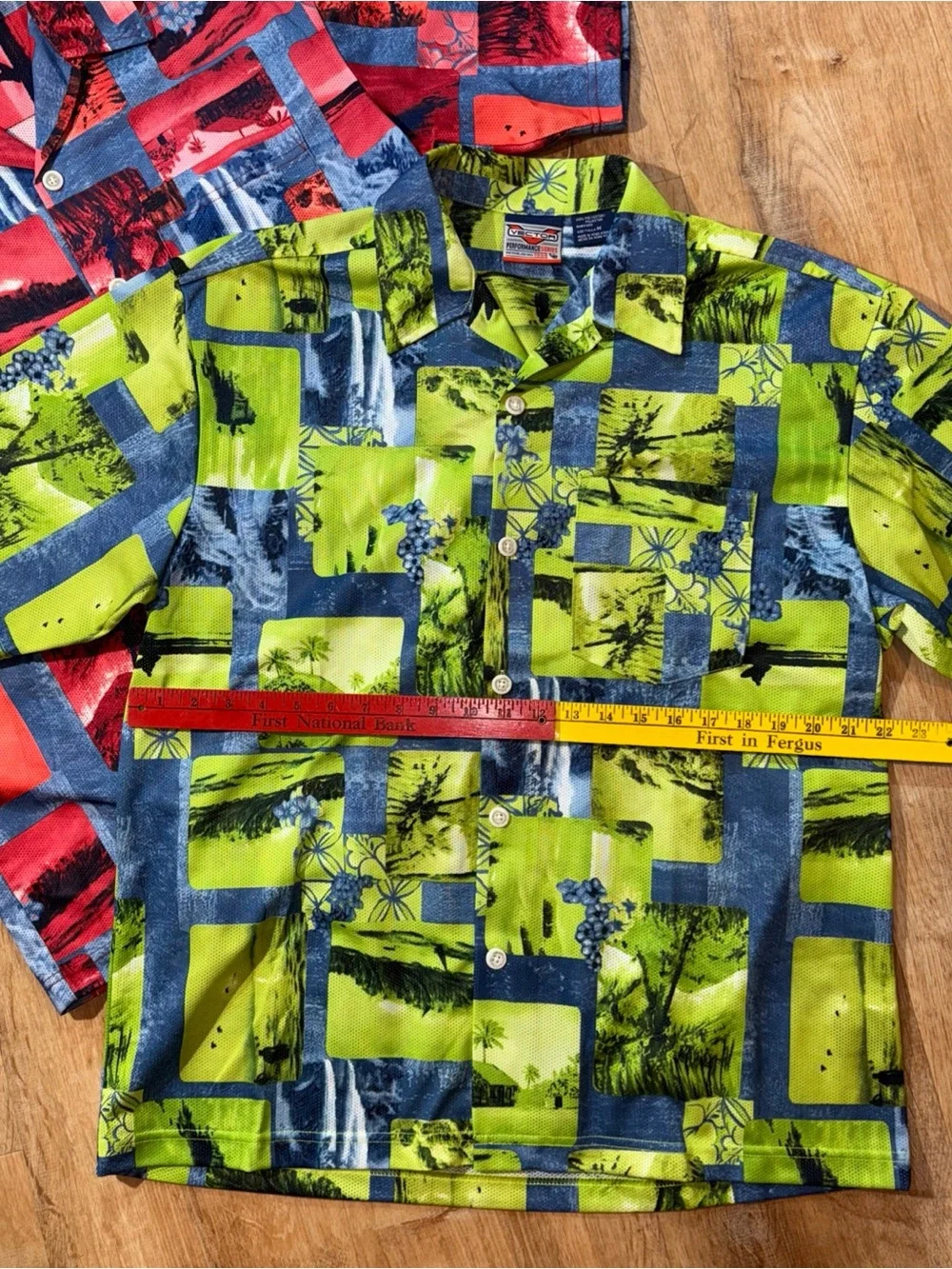 JNCO-like Vector Geometric Short Sleeve Button Up Red/Green Mens M/L Bundle Polo
